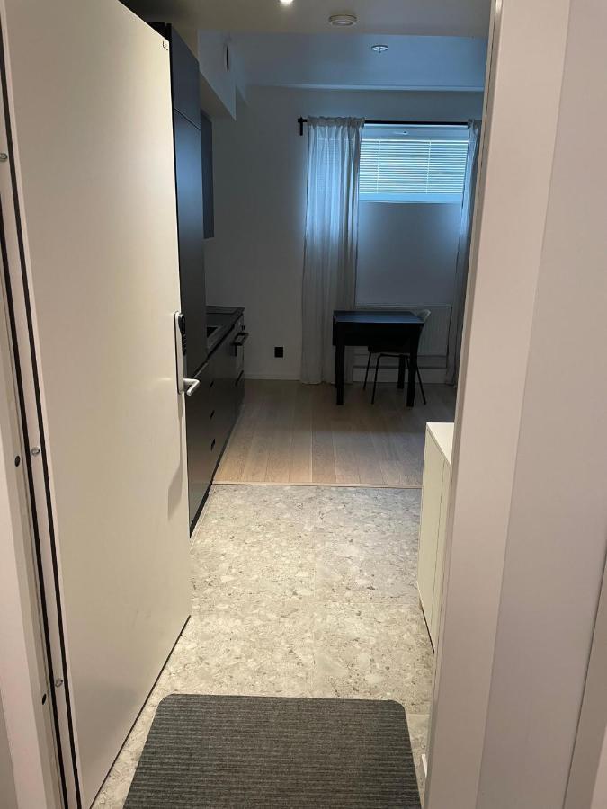 2- Bed Apartment In Соллентуна Экстерьер фото